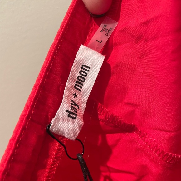 Day + Moon Red Mini Dress. Size: Large. Open Tie Back. Ruffle Sleeve. NWT. - Picture 6 of 12